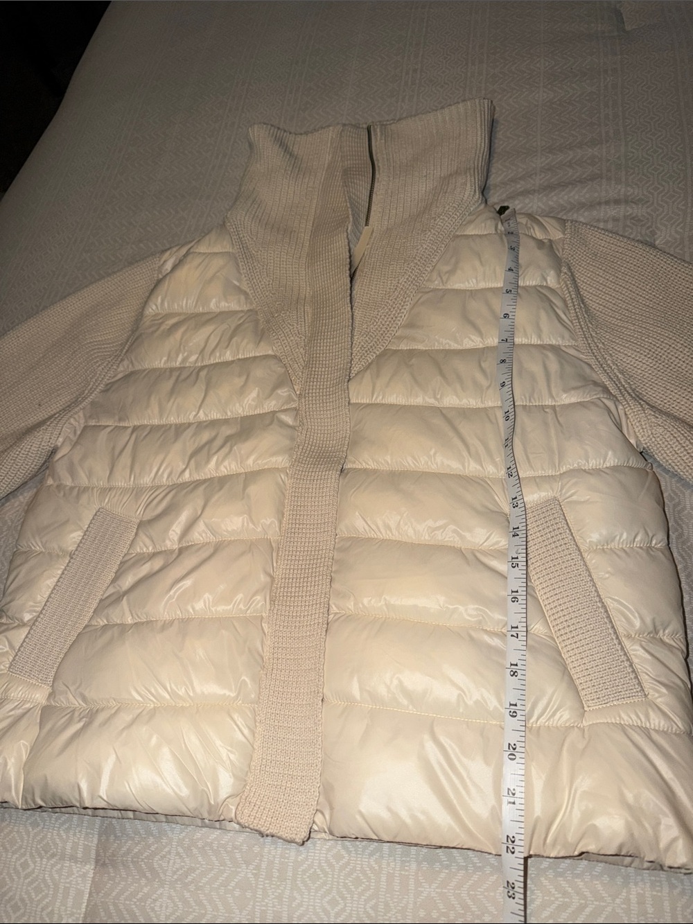 Varley Montrose puffer Jacket - Picture 11 of 16